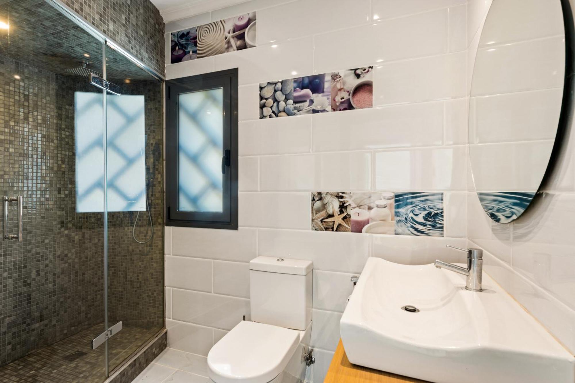 Villa Banus - - Just A Few Steps From The Port-beach Marbella