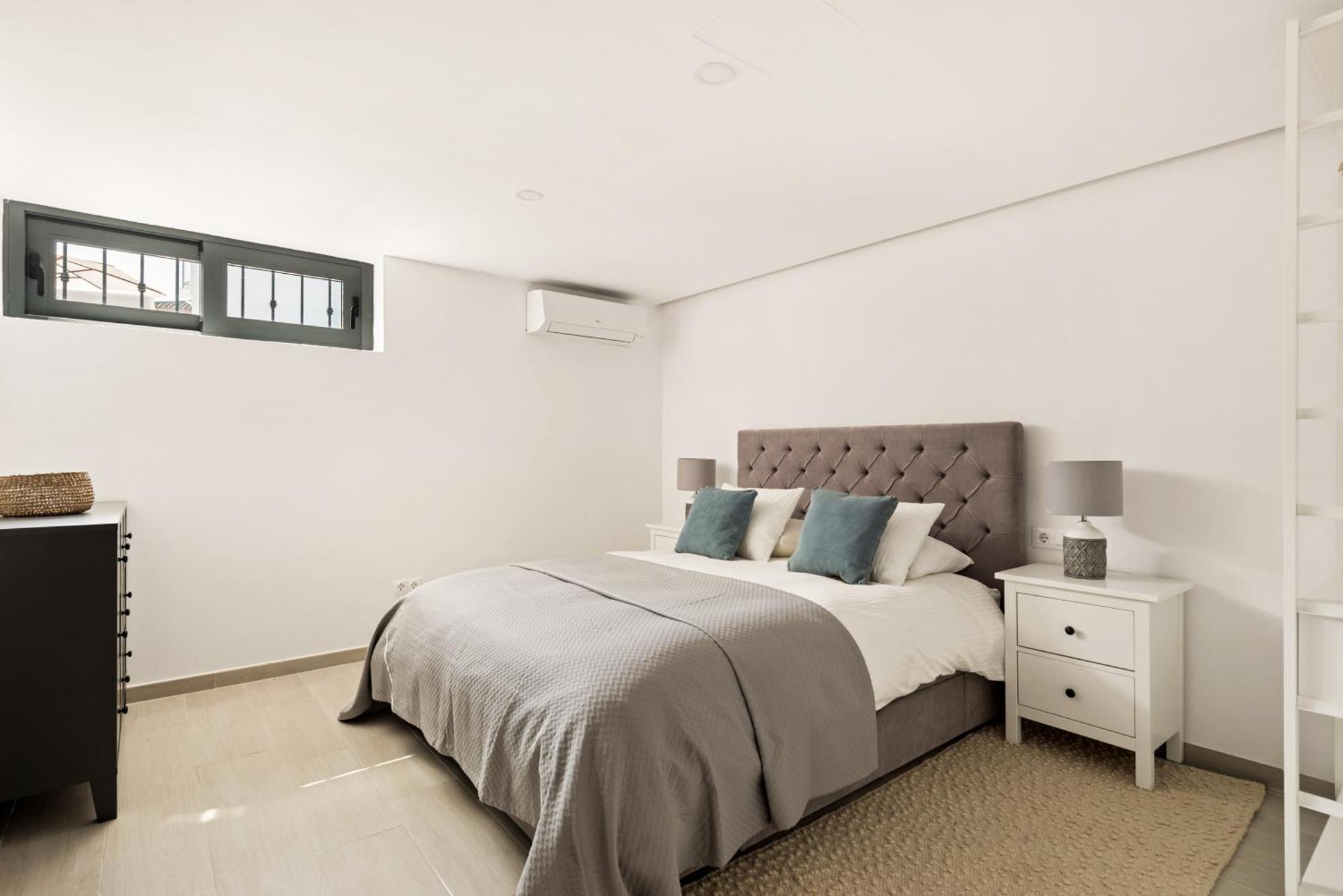 Banus - - Just A Few Steps From The Port-beach Marbella